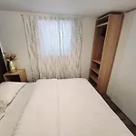 Apartman Jakov * Slatine