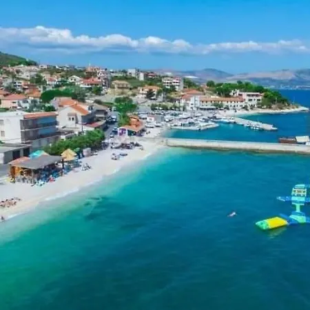 Apartman Jakov * Slatine