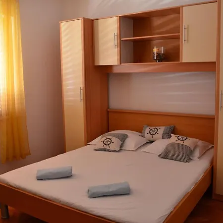 Apartment Jakov