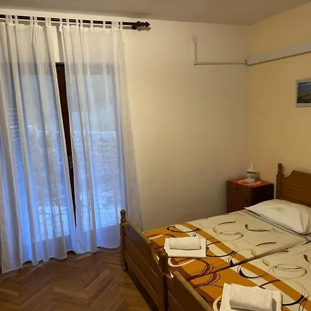 Jakov Apartment