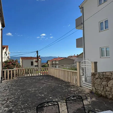 Apartment Jakov
